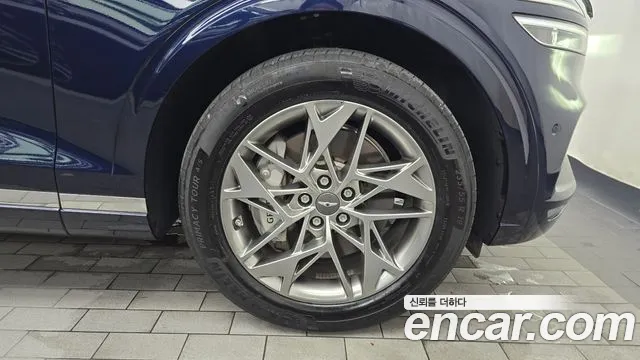 Genesis GV70 2.5T Бензин AWD — Фото автомобиля 18