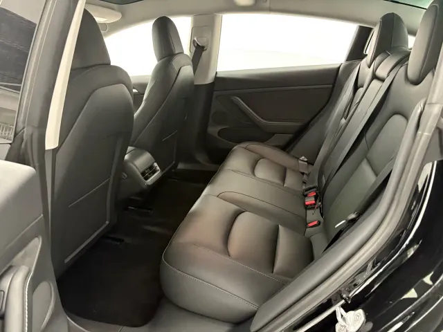 Tesla Model 3 2022 Model Rear-Wheel Drive Version — Фото автомобиля 8