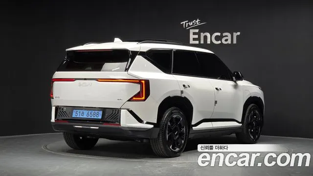 Kia EV5 — Фото автомобиля 2