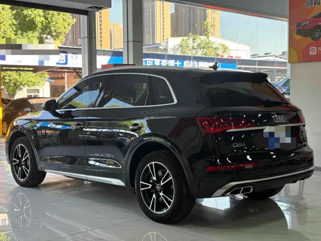 Audi Q5L — Фото автомобиля 6