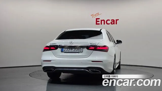 Mercedes-Benz E-Class W213 — Фото автомобиля 4