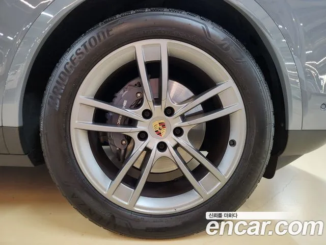 Porsche Cayenne PO536 — Фото автомобиля 19