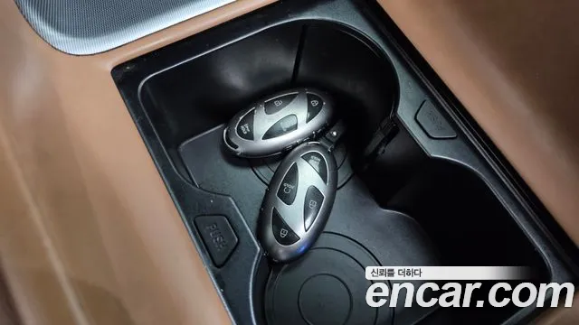 Hyundai Grandeur GN7 — Фото автомобиля 22