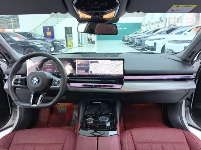 BMW 5 Series — Фото автомобиля 7