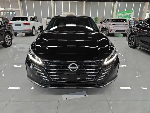 Nissan Teana — Фото автомобиля 6