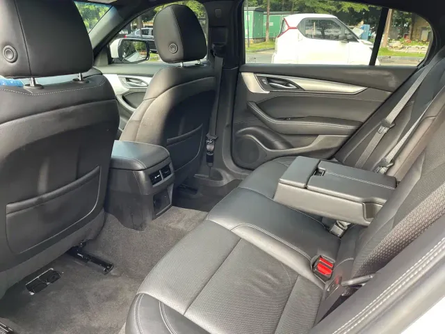 Cadillac CT5 — Фото автомобиля 23