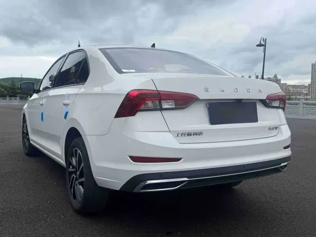 Skoda Rapid — Фото автомобиля 4