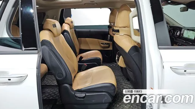 Kia Canival Carnival 4 поколение 9 мест Noblesse — Фото автомобиля 12