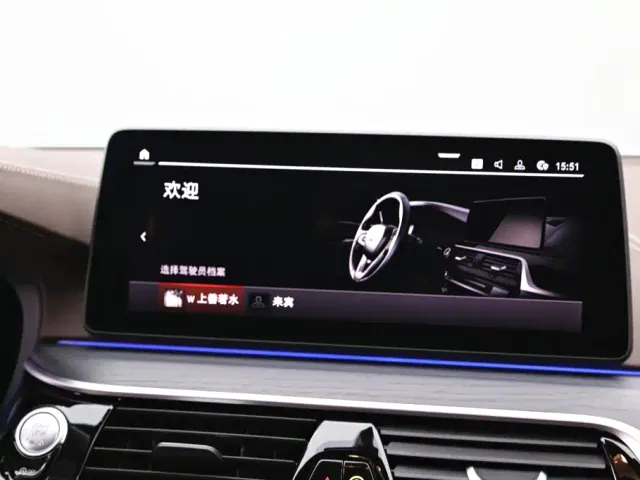 BMW 5 Series — Фото автомобиля 19