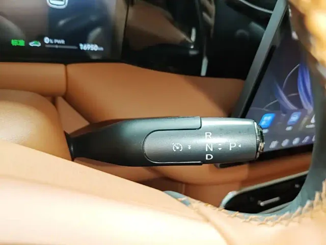 GAC Trumpchi Xiangwang S9 — Фото автомобиля 13