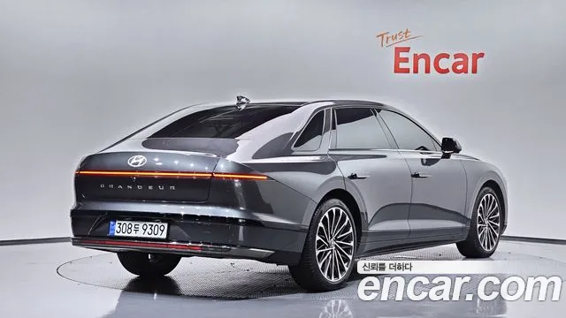 Фотография автомобиля — Hyundai Grandeur GN7
