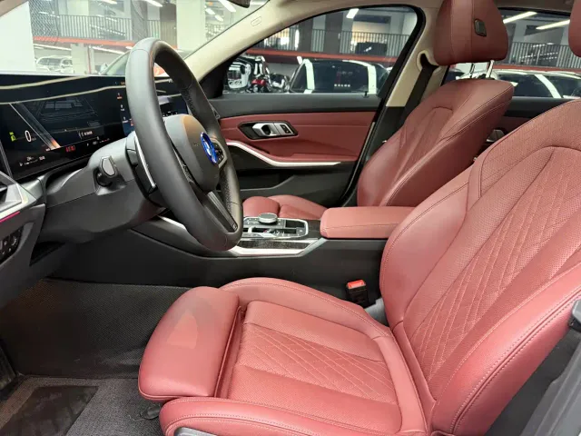BMW 3 Series — Фото автомобиля 8