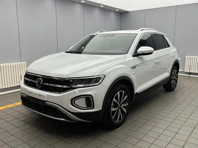 Фотография автомобиля — Volkswagen T-Roc