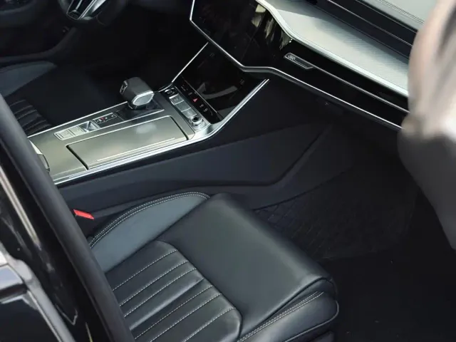 Audi A6L — Фото автомобиля 8