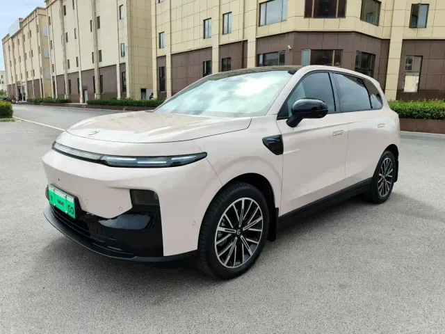 Фотография автомобиля — Leapmotor B10