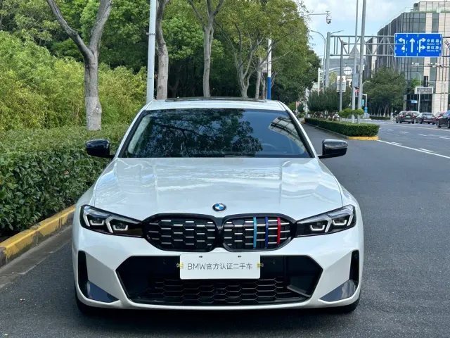 BMW 3 Series — Фото автомобиля 2