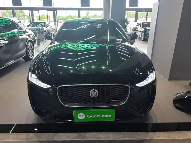 Jaguar XEL — Фото автомобиля 2