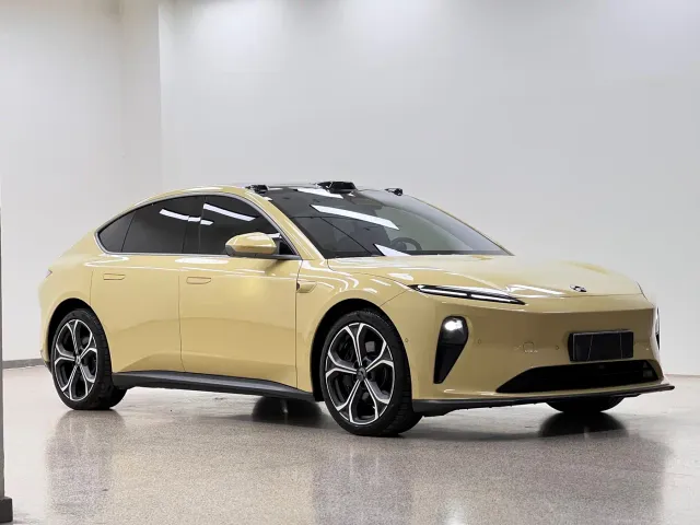 Nio ET5 — Фото автомобиля 3