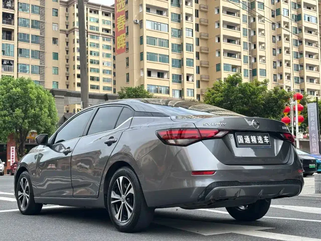 Nissan Sylphy — Фото автомобиля 4