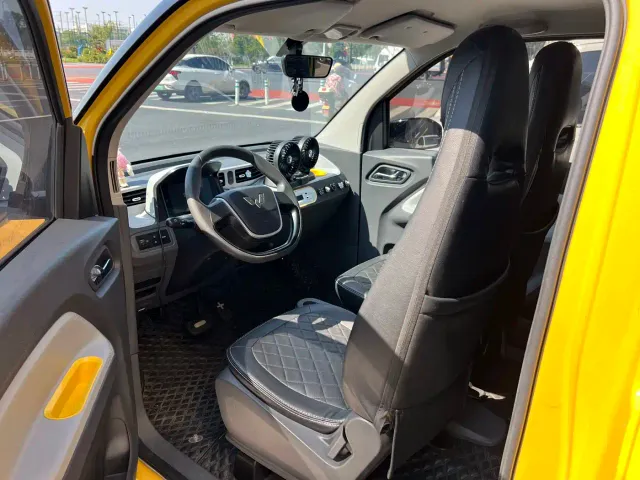 Wuling Hongguang Mini EV — Фото автомобиля 7
