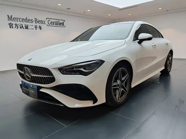 Фотография автомобиля — Mercedes-Benz CLA-Class