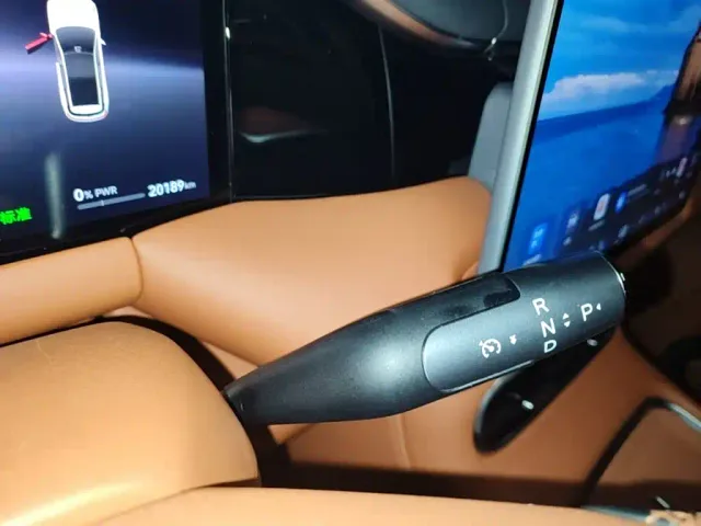 GAC Trumpchi Xiangwang S9 — Фото автомобиля 13