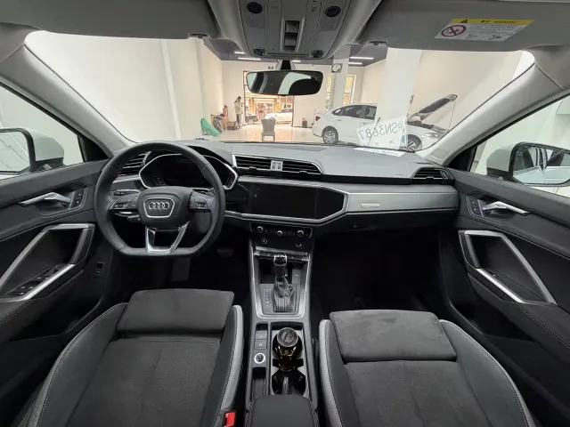 Audi Q3 — Фото автомобиля 17