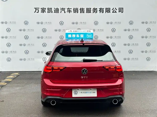 Volkswagen Golf GTI — Фото автомобиля 6