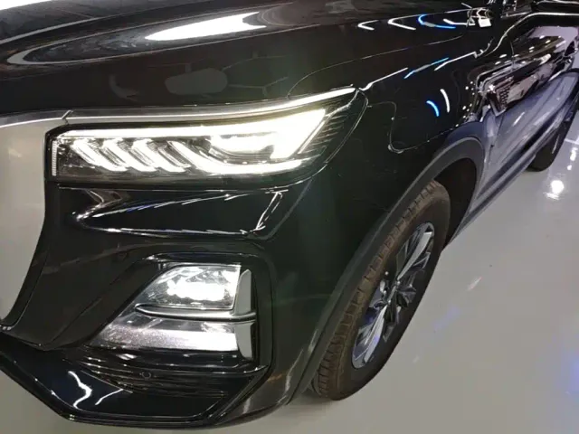 Hongqi HS5 — Фото автомобиля 23