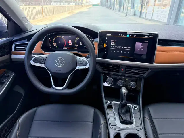 Volkswagen Bora — Фото автомобиля 8