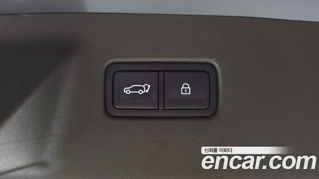 Hyundai Santafe Santa Fe (MX5) Бензин 2.5T 2WD — Фото автомобиля 15