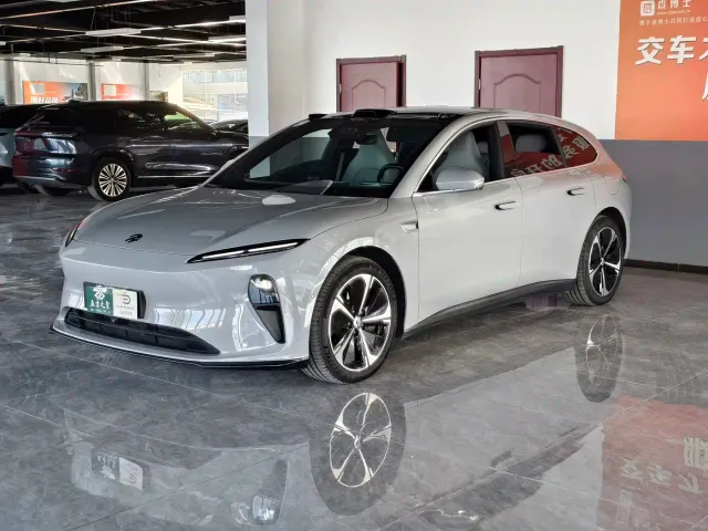 Фотография автомобиля — Nio ET5 Touring