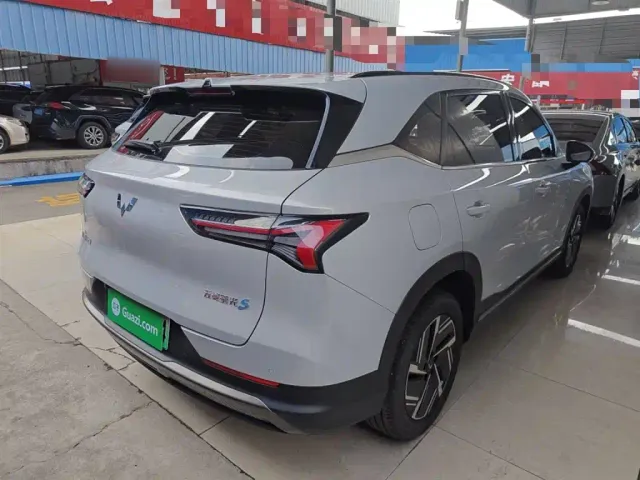 Wuling Starlight S — Фото автомобиля 4