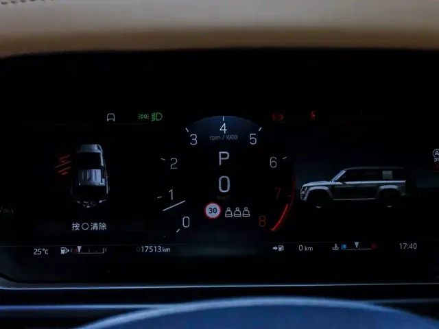 Land Rover Land Rover Defender 2025 110 3.0T P400 Dark Special Edition — Фото автомобиля 15
