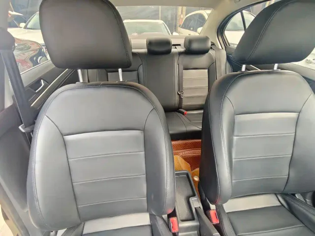 Volkswagen Lavida 2022 1.5L Auto Comfort Edition — Фото автомобиля 12