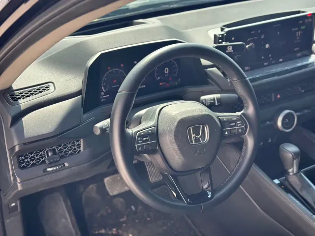 Honda Accord — Фото автомобиля 6