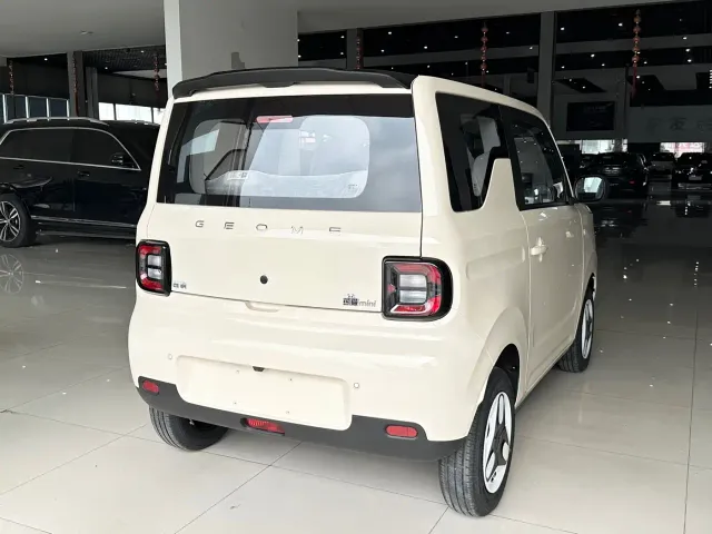 Geely Panda — Фото автомобиля 7