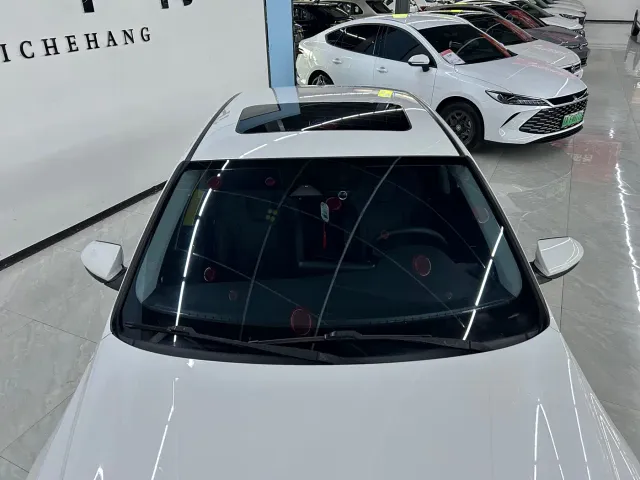 Hyundai Elantra — Фото автомобиля 8