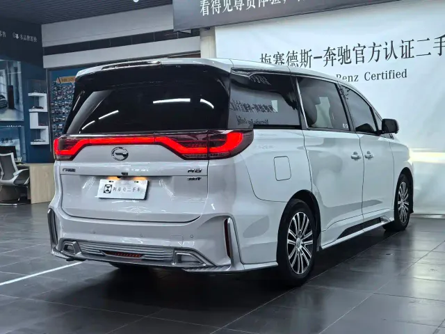 GAC Trumpchi M8 — Фото автомобиля 3