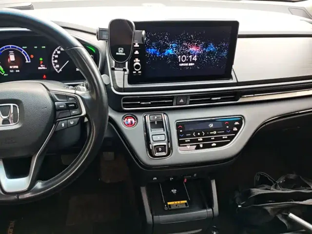 Honda Elysion — Фото автомобиля 12