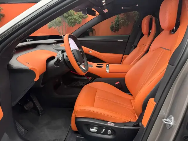Xiaomi Auto Xiaomi YU7 2025 Extended Range AWD Pro — Фото автомобиля 8