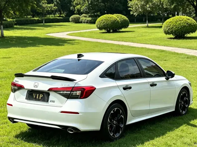 Honda Civic — Фото автомобиля 5