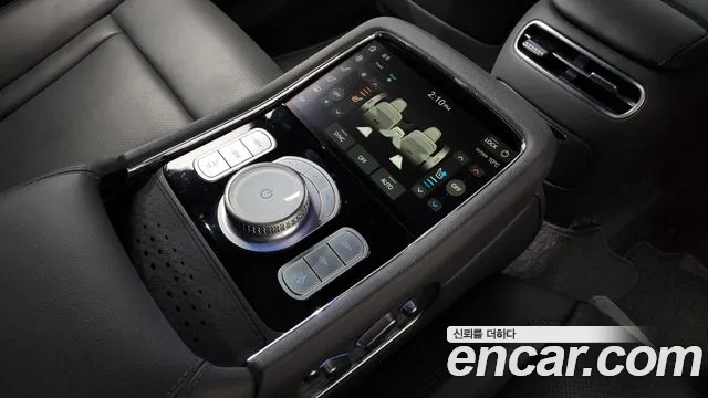 Genesis G90 Бензин 3.5 турбо AWD — Фото автомобиля 19