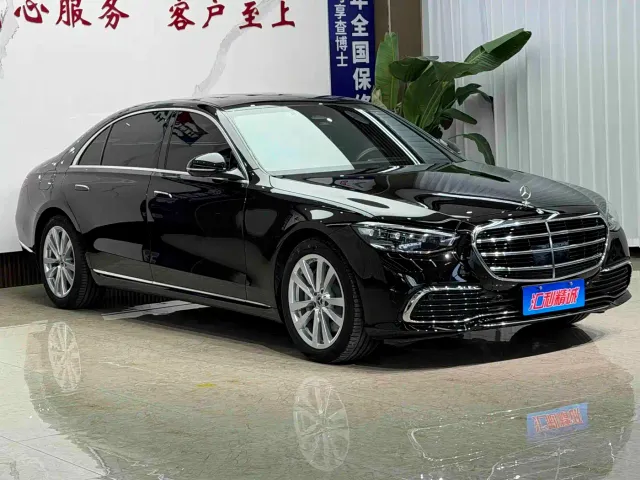 Mercedes-Benz S-Class — Фото автомобиля 3