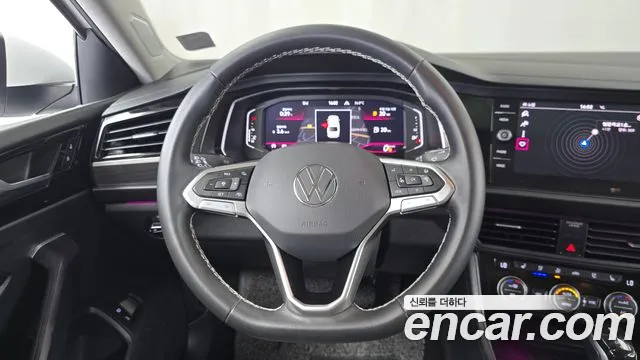 Volkswagen Jetta — Фото автомобиля 12