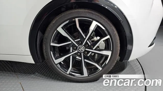 Toyota Prius — Фото автомобиля 20
