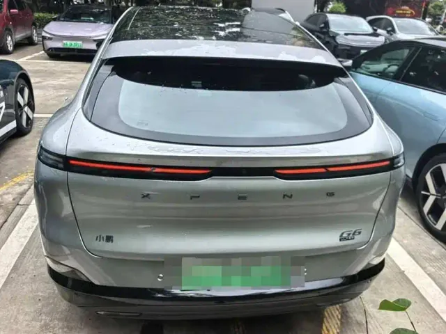 Xpeng G6 — Фото автомобиля 3