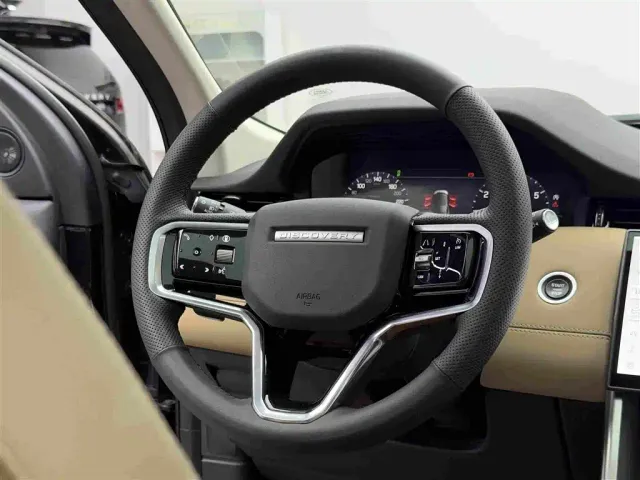 Land Rover Discovery Sport — Фото автомобиля 13