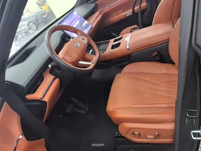 Changan Qiyuan Q07 — Фото автомобиля 14