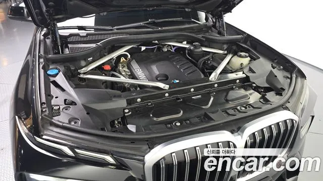 BMW X7 — Фото автомобиля 6